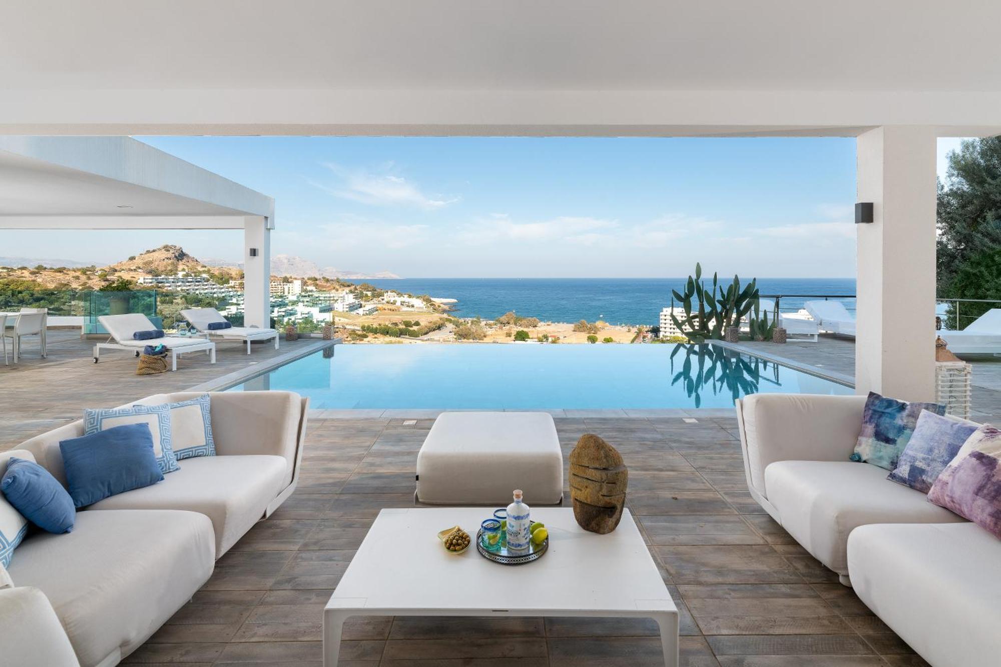 Luxury Oceania With Private Infinity Pool *